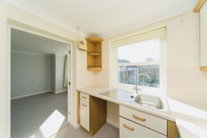 KITCHEN- click for photo gallery
